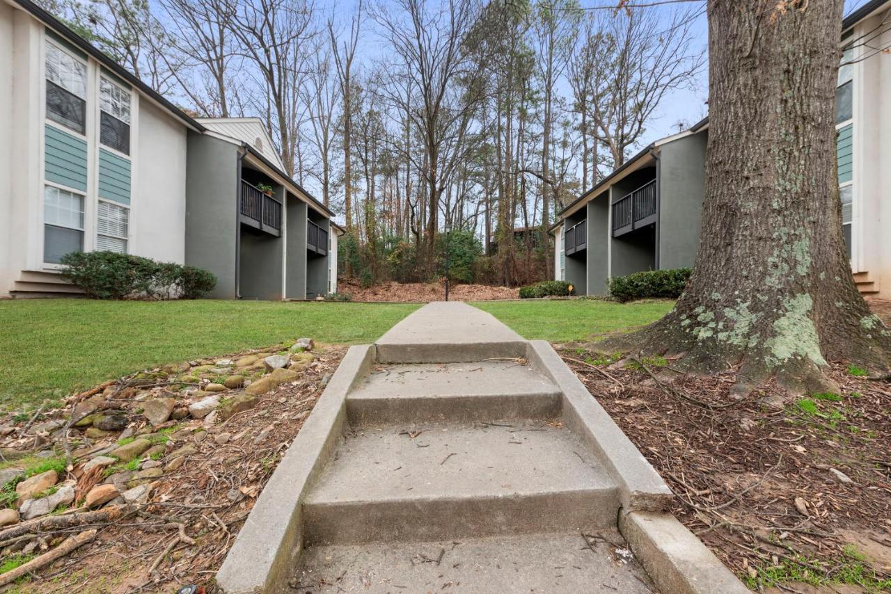 Truist Park Comfort Stays Atlanta Exteriör bild